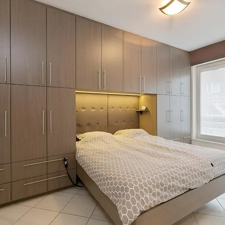 Apartment Luxembourg In Saloniki Blankenberge